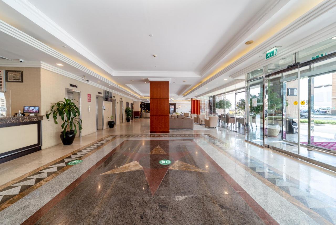 德拉星光大都市公寓酒店 迪拜 外观 照片